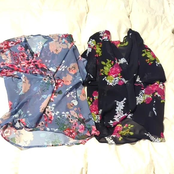 Lot Of 2 Floral Women's Kimonos - Picture 1 of 2